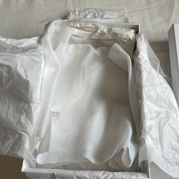 Dior Shoes Box - Picture 5 of 7